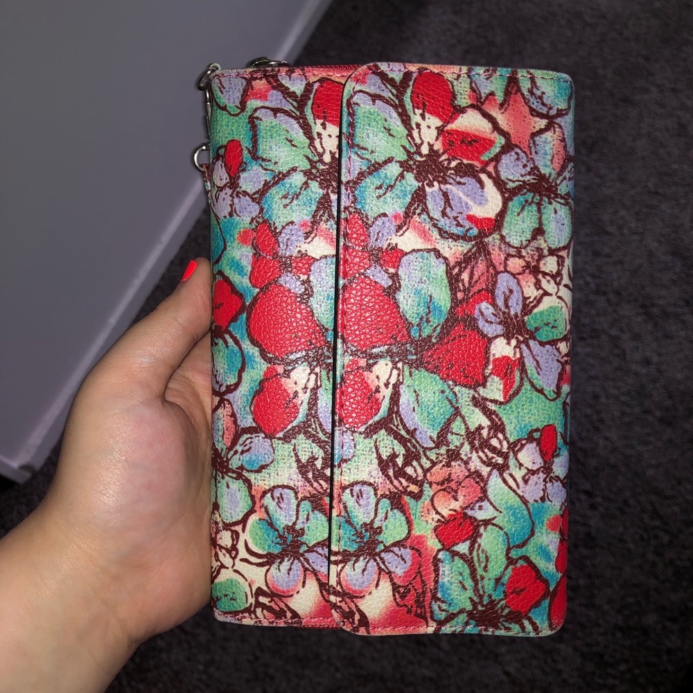 Target brand wristlet wallet